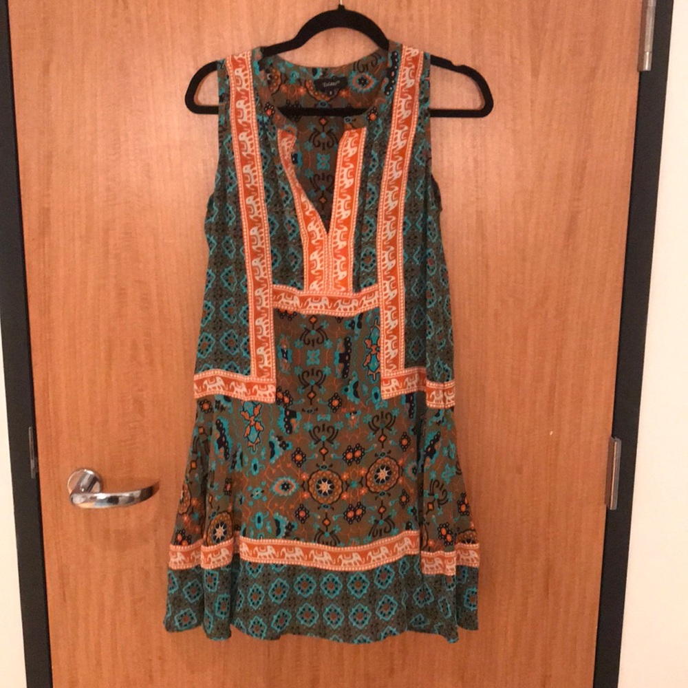 Tolani Reva sleeveless tunic